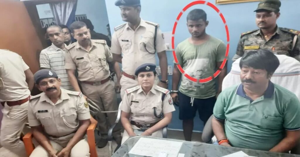 बेगूसराय गो'लीकांड: ट्रेन से गर्लफ्रेंड को WhatsApp करते ही धराया नागा, लिखा था- डॉन नागा को पकड़ना मुश्किल ही नहीं...नामुमकिन 1 20220917 095551