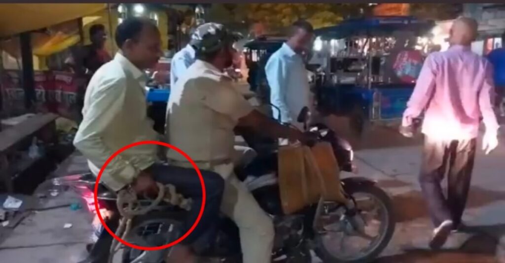 कभी देखा है इतना ईमानदार कैदी? कैदी को ही पकड़ा दी हथकड़ी, बाइक पर पीछे बिठाकर ले गया पुलिसवाला 1 20220918 144237