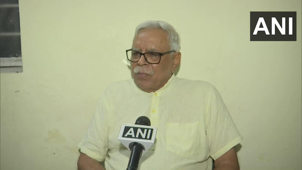 RJD नेता शिवानंद तिवारी PFI की नारेबाजी को लेकर बोले,"पाकिस्तान जिंदाबाद" के नारे सिर्फ विरोध का एक हिस्सा है 1 20220925 165357