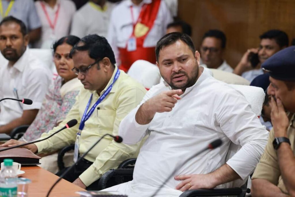 तेजस्वी यादव ने दिया अधिकारियों को नया टास्क, 7 दिनों के अंदर सरकारी अस्पतालों को करना होगा ये काम 1 FB IMG 1663257087879