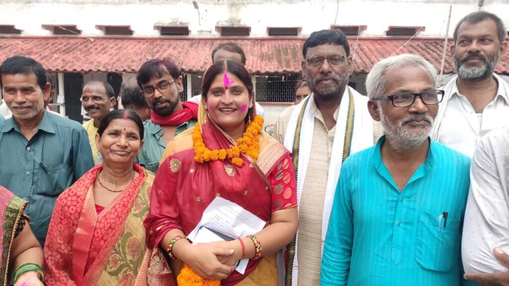 ताजपुर नगर परिषद से सात उम्मीदवारों ने किया नामांकन, वहीं सरायरंजन नगर पंचायत में दो उम्मीदवारों ने भरा पर्चा 1 IMG 20220914 WA0080