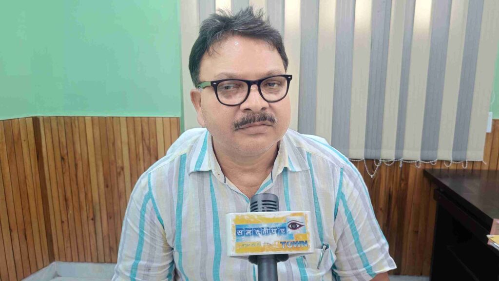 समस्तीपुर नगर आयुक्त विभूति रंजन चौधरी को खाद्य आपूर्ति विभाग का निदेशक बनाया गया 1 IMG20220912142932 01