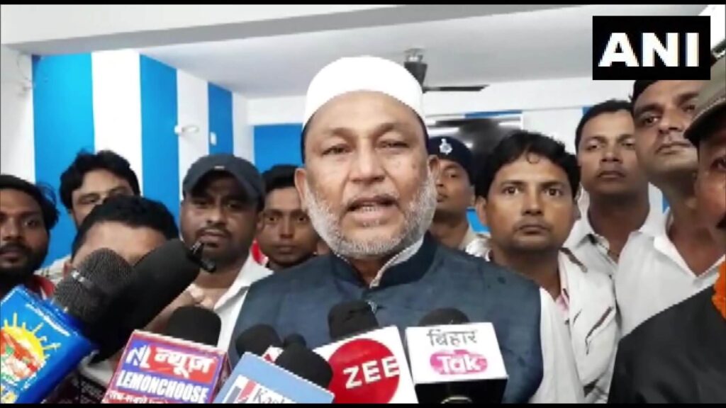 RJD के विधायक का बड़ा बयान, बोले- डिप्टी CM तेजस्वी यादव 1 से 2 महीने में बनेंगे बिहार के मुख्यमंत्री 1 20221016 115504