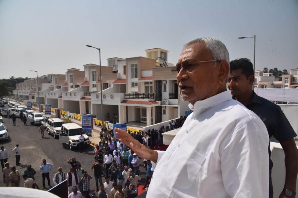 बिहार के 65 विधायकों को मिला नया आशियाना, 3050 वर्गफीट में बने तीन मंजिला बंगले में कई अत्याधुनिक सुविधायें 1 20221027 074749