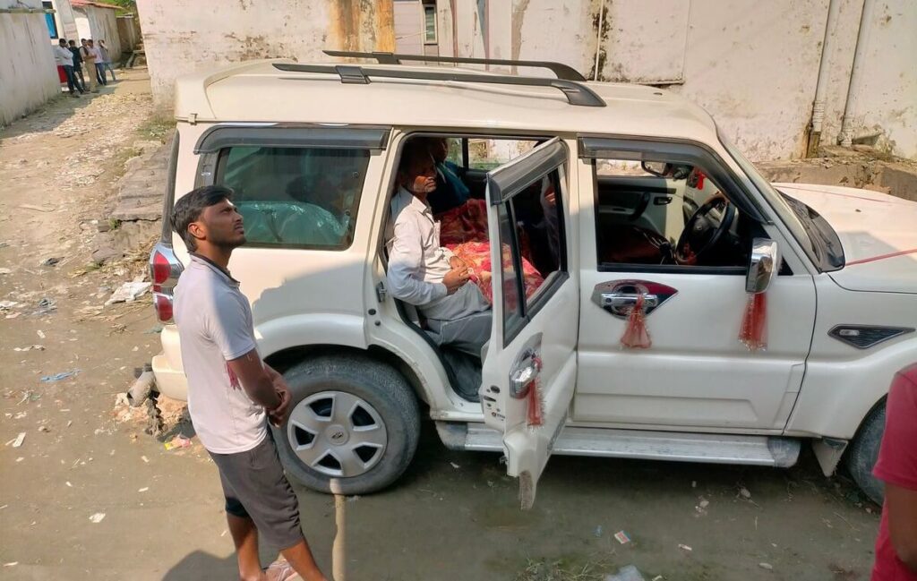समस्तीपुर: घर में दिवाली की साफ-सफाई के बाद बूढ़ी गंडक नदी में स्नान करने गई महिला डूबी, परिजनों में मातम 1 4b166cf8 198a 4def 956f 7ec8b3f94de2 1666080068722 01