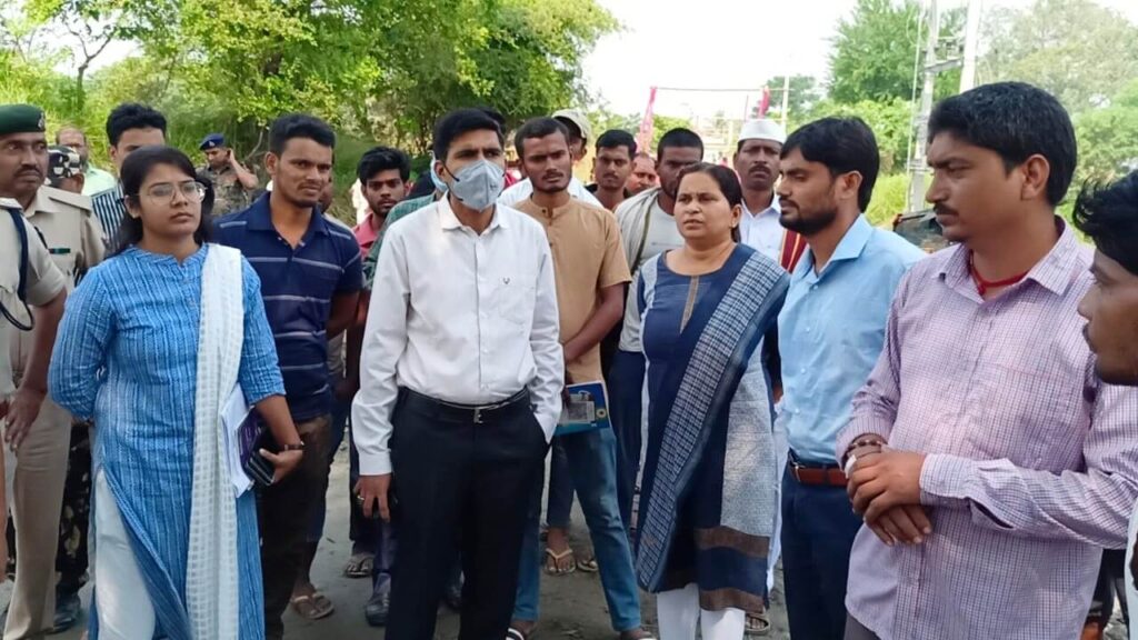 तीन दिवसीय विद्यापति राजकीय महोत्सव की तैयारियों को लेकर DM ने पदाधिकारियों दिया निर्देश 1 IMG 20221026 WA0052 01