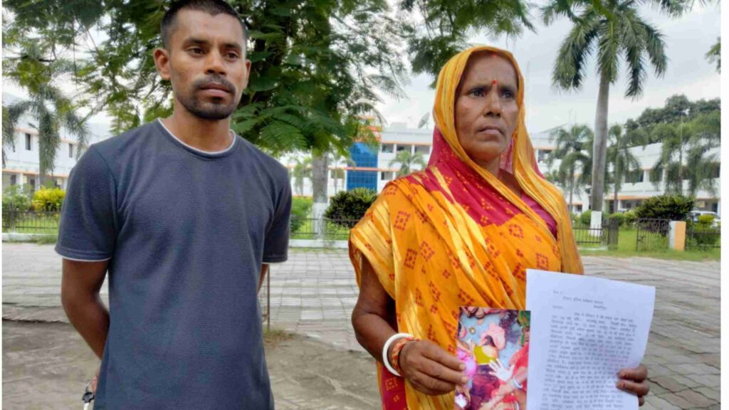दामाद है चौकीदार इस लिए थाने की पुलिस नहीं ले रही केस, माँ का दर्द- मेरी बेटी को दहेज के लिए मार डाला 1 Picsart 22 10 11 16 18 00 321