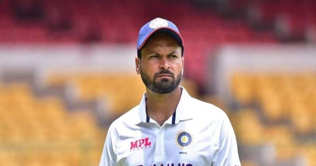 एक हफ्ते के अंदर बिहार के लाल मुकेश कुमार की बदली जिंदगी, पहले नीलामी में मिले करोड़ों रुपये और अब टीम इंडिया में मिली जगह 1 mukesh kumar criketer 166472295516x9 1