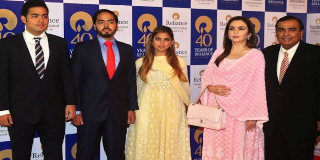 मुकेश अंबानी और उनके परिवार को धमकी देने वाला बिहार से गिरफ्तार, आरोपी राकेश मिश्रा को लेकर गई मुंबई पुलिस 1 ril 660 122317100746 1140x570 1