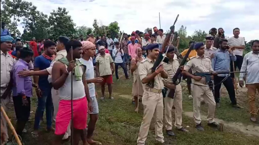 बिहार: मारा गया आदमखोर बाघ, 26 दिन से हो रही थी तलाश, खेत में घेरकर शूटर्स ने मारीं 4 गोलियां 1 whatsapp image 2022 10 08 at 111349 am 1665207850