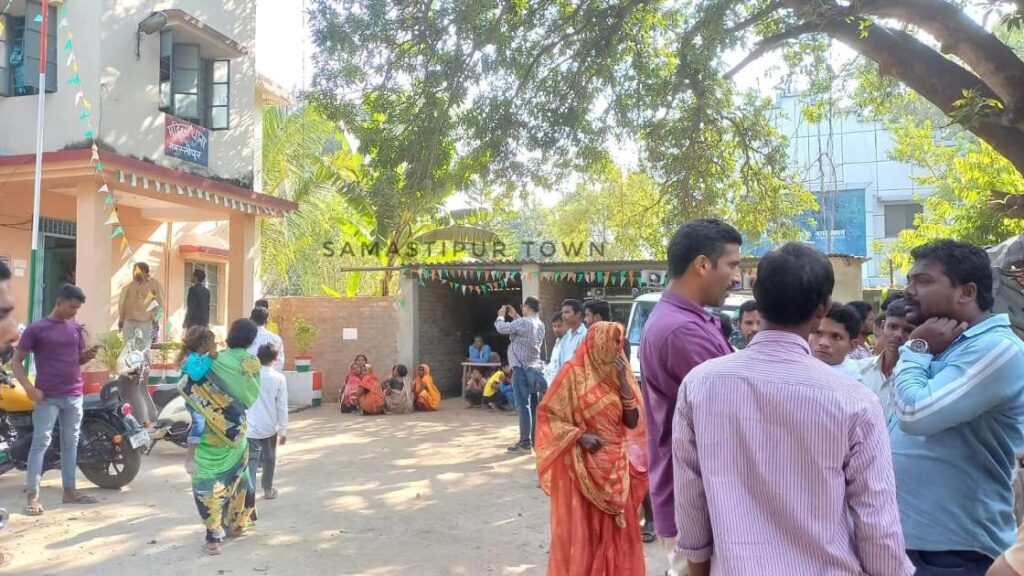 समस्तीपुर में 70 वर्ष के बुजुर्ग पर लगा सात वर्षीय मासूम बच्ची के साथ दरिंदगी करने का आरोप, हुआ गिरफ्तार 1 IMG 20221105 WA0133 01