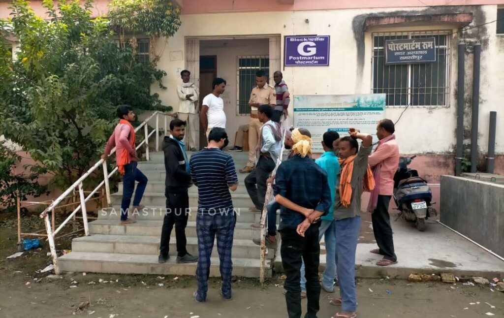 समस्तीपुर में बाइक सवार ने बुजुर्ग महिला को मारी ठोकर, PMCH पहुंचने से पहले ही हुई मौत 1 IMG 20221117 WA0026 01