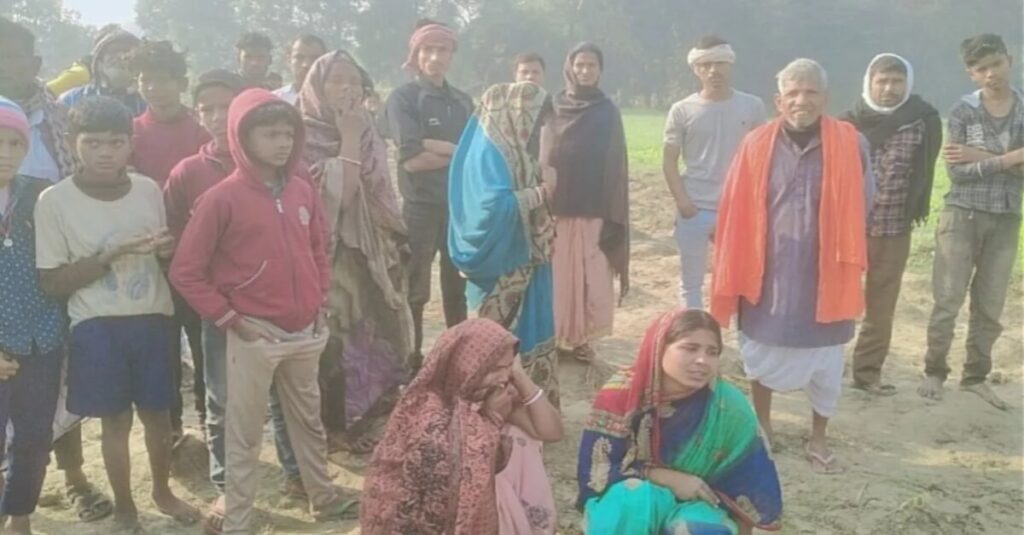 बिहार के बेगूसराय में आवारा कुत्तों ने एक और महिला को बनाया निवाला, हाथ-पैर के मांस खा गए, दिखने लगी हड्डियां 1 20221214 134134