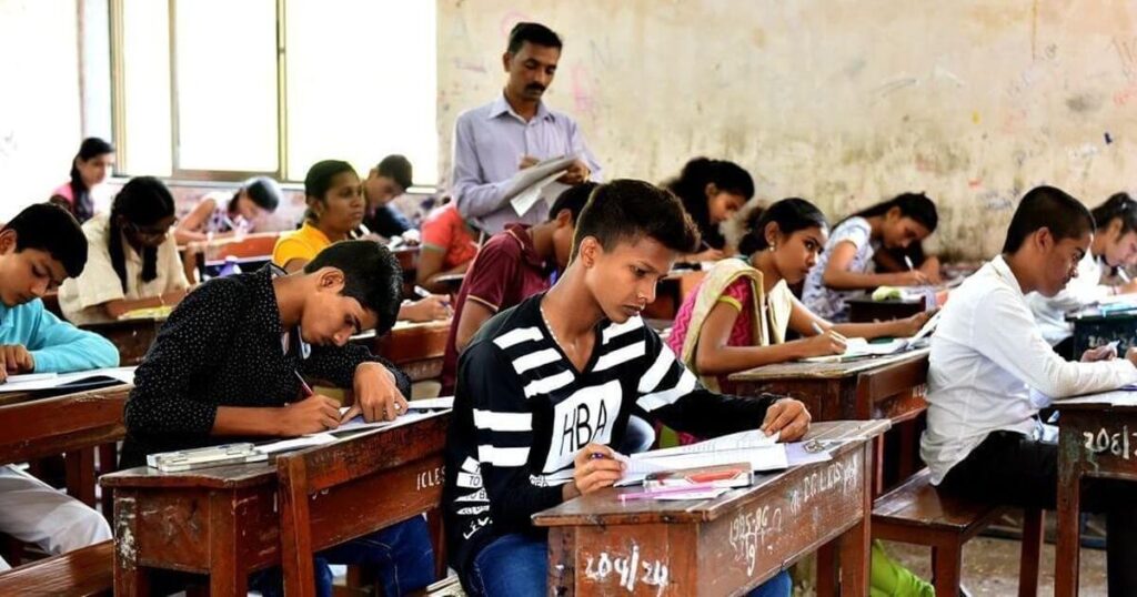 इंटर की कंपार्टमेंटल परीक्षा कल 26 अप्रैल से, समस्तीपुर जिले के 5 केंद्रों पर 3 हजार 280 परीक्षार्थी होंगे शामिल 1 868449 58933 xxvrhoryci 1518456322 01