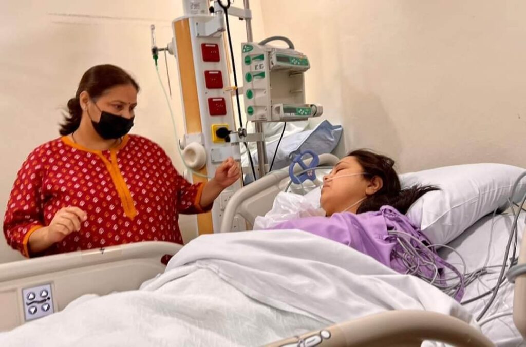 डोनर रोहिणी का ऑपरेशन कामयाब, अब लालू का होगा किडनी ट्रांसप्लाट- मीसा भारती ने किया ट्वीट... 1 FB IMG 1670226257779 01