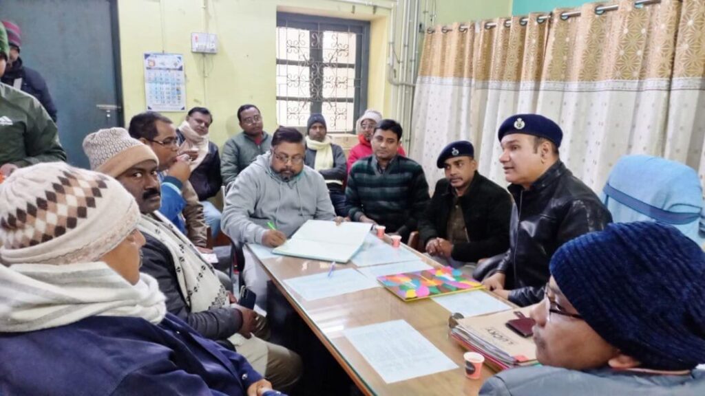 मुफ्फसिल थाना पर पुलिस और स्वर्ण व्यवसायियों की बैठक, CCTV कैमरा लगाने की दी गई सलाह 1 03 1068x601 01