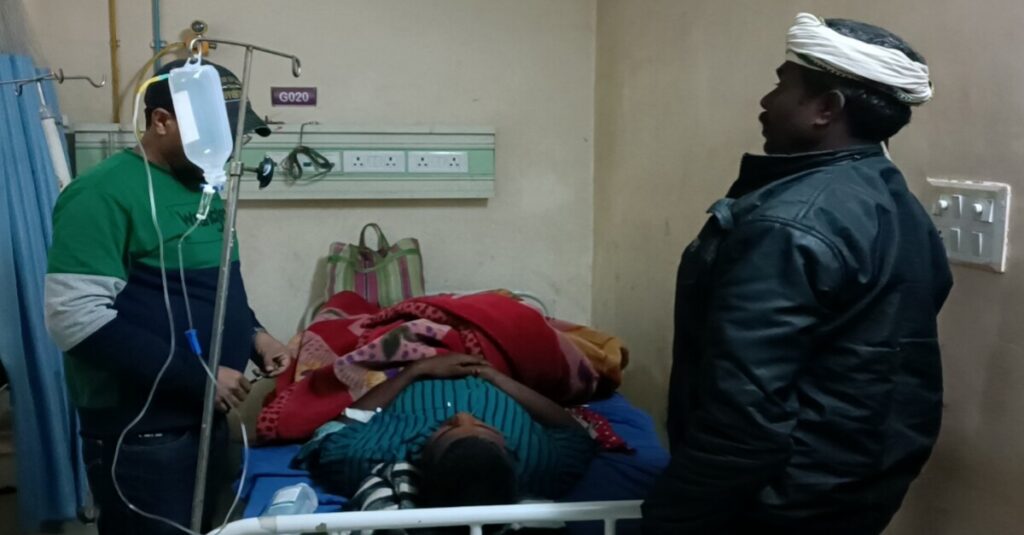बिहार: पत्नी से गुस्से में आकर पति ने अपने प्राइवेट पार्ट काटकर कुल देवता को चढ़ाया, इस वजह से था नाराज 1 20230121 150217