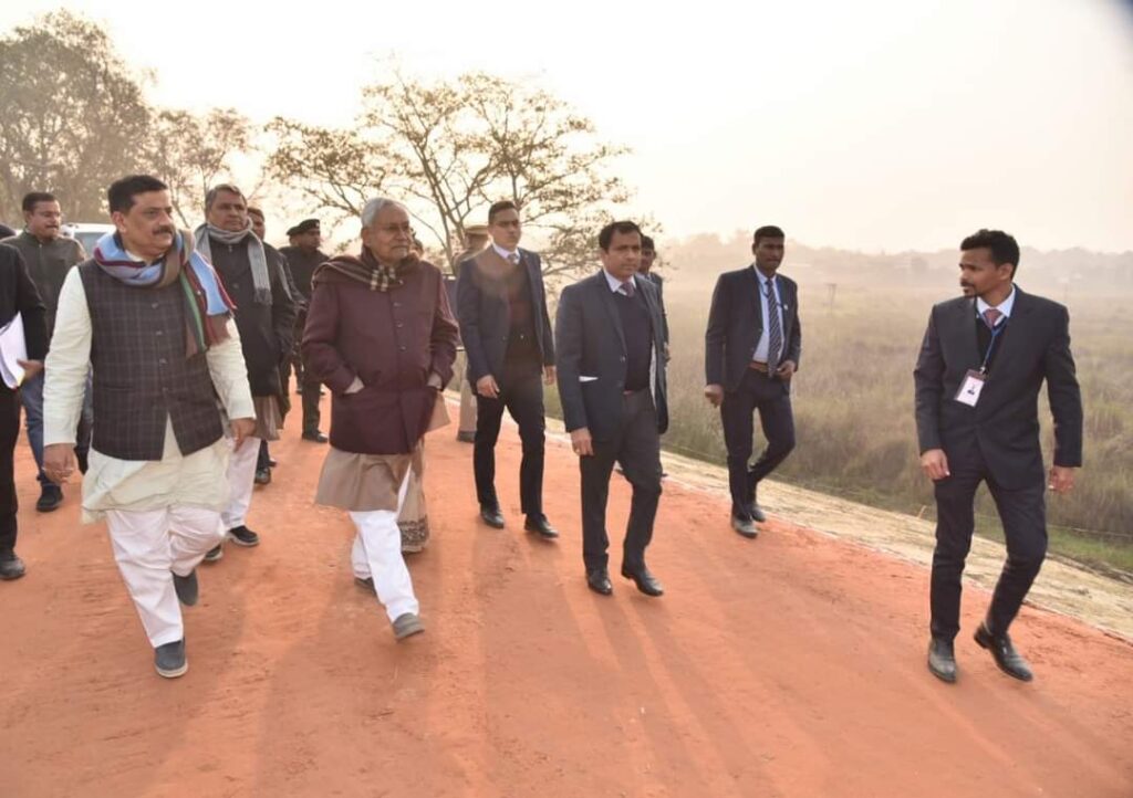 दरभंगा की बड़ी मांग हुई पूरी, DMCH से एम्स होगा शिफ्ट; नीतीश ने किया ऐलान 1 FB IMG 1673538243792