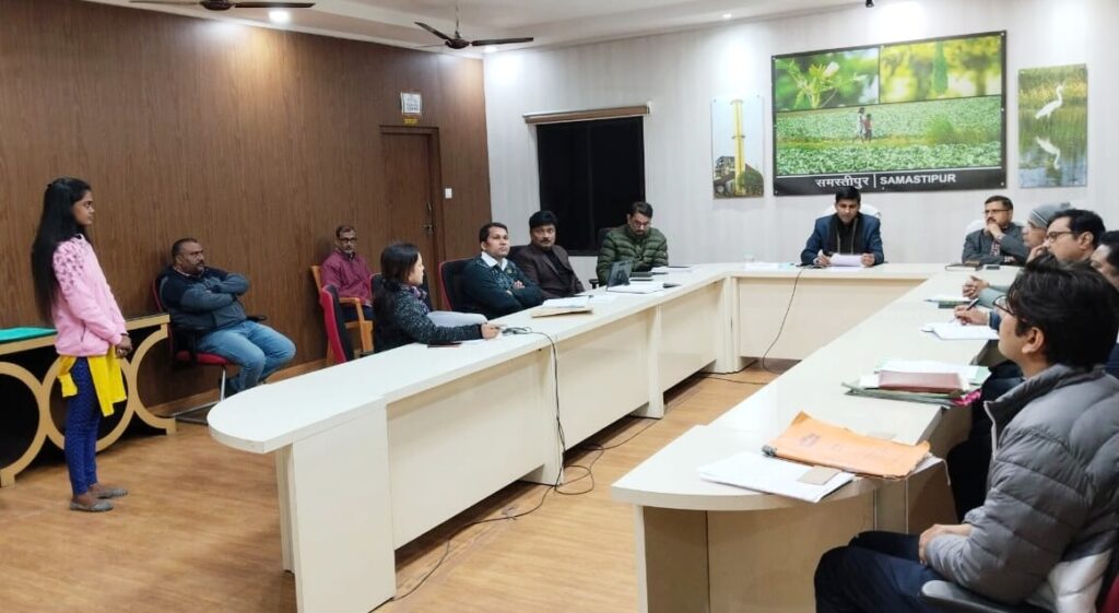 DM ने अनुग्रह अनुदान राशि का व्यय बच्चों की देखभाल व उनके पढ़ाई पर करने की दी सलाह 1 IMG 20230114 WA0006 01