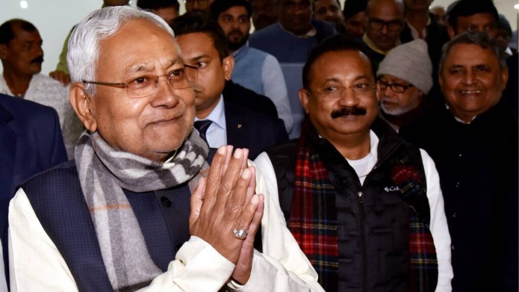 3 महीने बाद CM नीतीश ने अचानक बुला ली कैबिनेट की मीटिंग, कई महत्वपूर्ण एजेंडों पर मुहर लगने की संभावना 1 xnitishkumar 1674267992.jpg.pagespeed.ic .IlIRw7 8DF