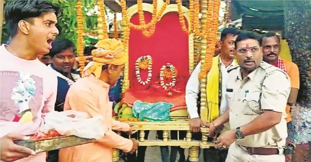 बिहार: 29 साल से पुलिस की 'कैद' में थे भगवान हनुमान; कोर्ट के आदेश के बाद मिली रिहाई 1 20230329 152434