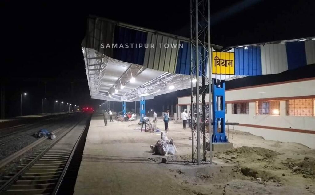 हसनपुर-सकरी रेल प्रोजेक्ट 50 साल बाद भी अधूरा, कुशेश्वर पक्षी विहार के कारण बदला रूट, बिथान तक ट्रैक बनकर है तैयार 1 FB IMG 1679844638674 01
