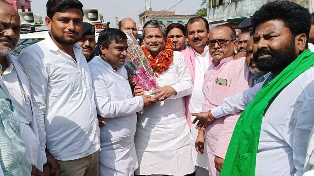 लालू यादव ने बाबा केवलधाम मेला को राजकीय मेला घोषित करने का आश्वासन दिया, जिसे नीतीश कुमार ने पूरा किया : मंत्री 1 FB IMG 1680232260960