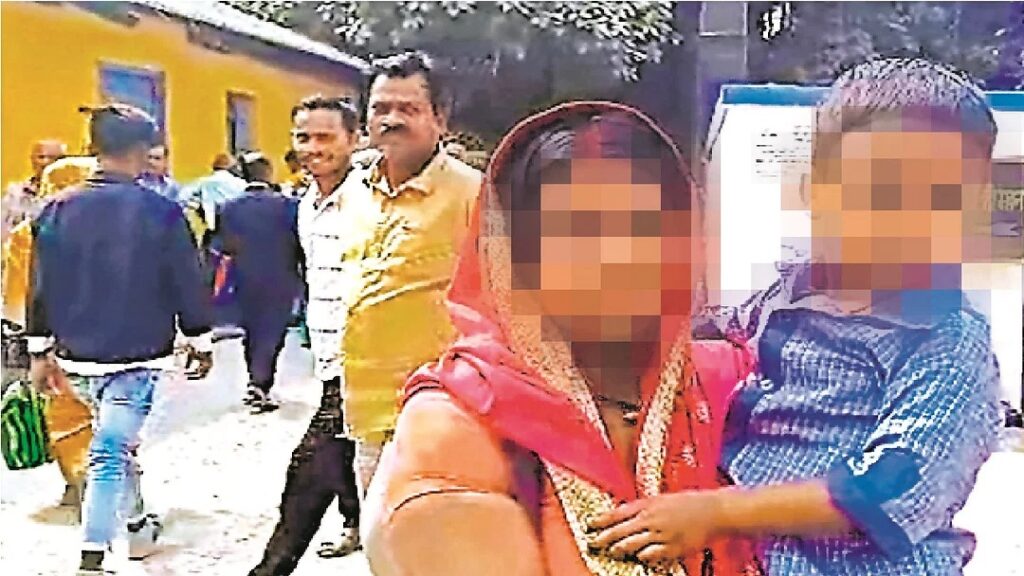 बेगूसराय में दो साल के बच्चे पर कोरोना फैलाने का दर्ज हुआ था केस, अब बेल के लिए कोर्ट के चक्कर लगा रही मां 1 Prabhatkhabar2023 033f82b822 c6f7 414b 8ffb a54a2efc7566begu 01