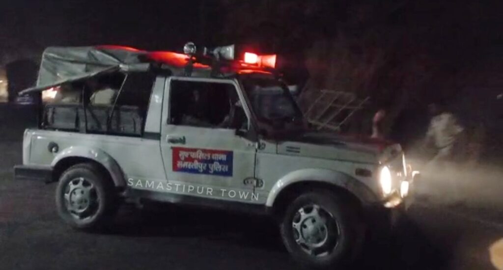 बड़ी खबर: स्वर्ण व्यवसायी से 4 लाख रुपए के जेवर की लूट, छानबीन में जुटी पुलिस 1 Screenshot 2023 03 29 22 50 51 63 92460851df6f172a4592fca41cc2d2e6 01