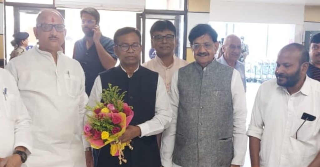 अमित शाह जिस राज्य का दौरा करते हैं, वहां हिंसा होती है; बिहार कांग्रेस प्रभारी भक्तचरण दास का आरोप 1 20230404 154114