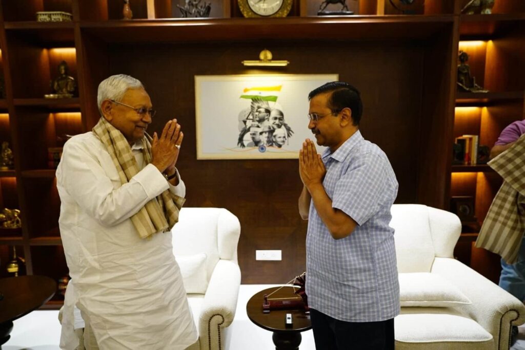 लोकसभा चुनाव से पहले विपक्षी एकजुटता की कवायद तेज, आज अरविंद केजरीवाल से मिलेंगे नीतीश कुमार 1 20230412 194642