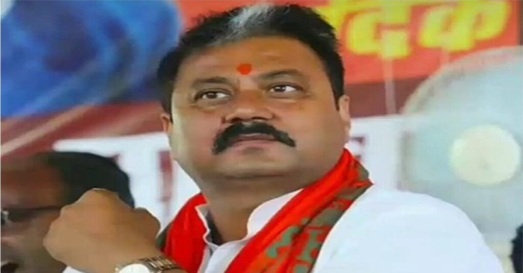 बिहार: भाजपा विधायक के खिलाफ CO को घर बुलाकर पीटने का आरोप, जाती सूचक शब्द का का भी इस्तेमाल, FIR दर्ज 1 20230420 074227