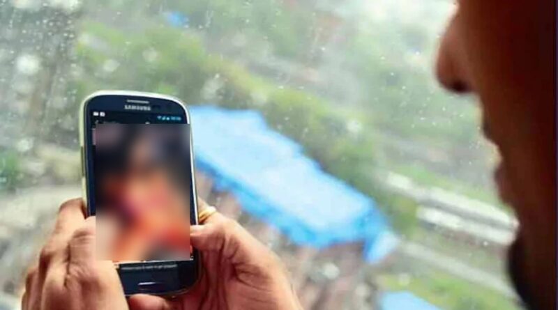 रोसड़ा की युवती का फर्जी इंस्ट्राग्राम आईडी बनाकर अपलोड कर दी अश्लील फोटो, मामला दर्ज 1 Picsart 23 04 26 11 27 14 730