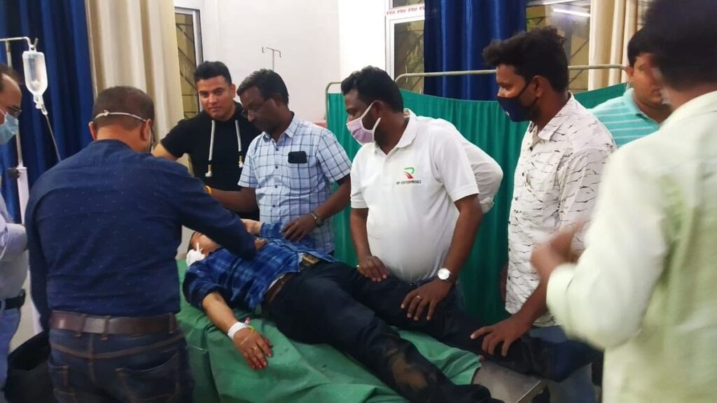 बिहार: ग्रेजुएशन परीक्षा में नकल करने से रोका तो छात्र ने शिक्षक को बेल्ट से पीटा, सुनसान रास्ते पर रोककर किया हमला 1 Prabhatkhabar 2021 04 b03a3115 4b14 4fca bda5 6f333d65e202 Latehar crime