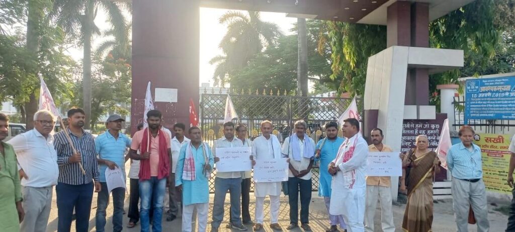 महिला पहलवानों को जंतर मंतर स्थित धरना स्थल से जबरन हटाने के विरोध में समस्तीपुर में निकाला प्रतिरोध मार्च 1 IMG 20230529 WA0041 01
