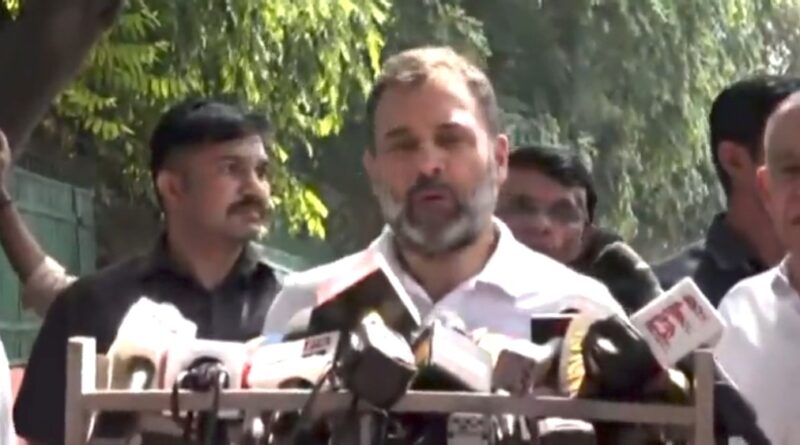 मीडिया के सामने आए राहुल गांधी, कहा- 5 वादे पहली कैबिनेट में पूरे करेंगे 1 Screenshot 2023 0513 150731