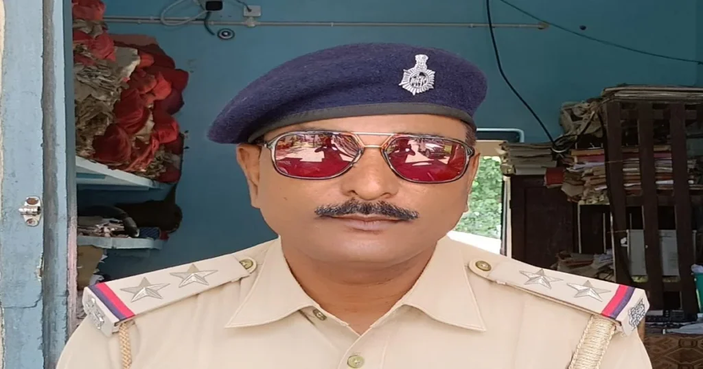 UP की महिला से बिहार के थाने में रेप, 8 दिन तक बलात्कार करते रहा थानेदार-मुखिया, पति को खोजने आई थी पीड़िता 1 cfb6bc15 745a 47c9 a921 a38594e78071 168493838416x9 1