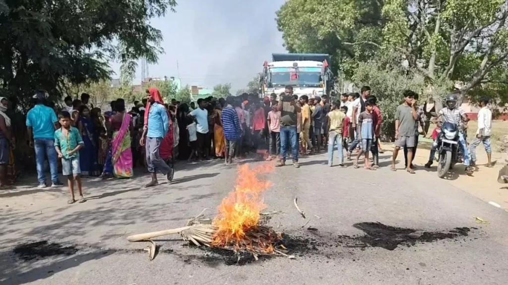 बिहार में फिर पिटी पुलिस: लेडी कांस्टेबल सहित आधा दर्जन जवान घायल; 3 महिलाएं गिरफ्तार 1 10 06 2023 jehanabad police attack 23437403