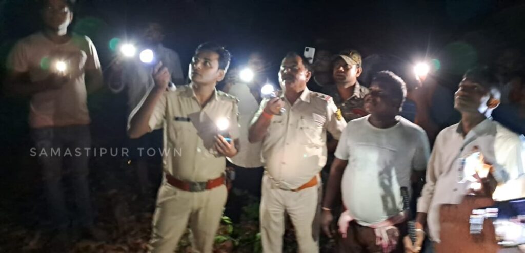विद्यापतिनगर में पेड़ पर फंदे से लटका मिला अज्ञात युवक का शव, जांच में जुटी पुलिस, देखें क्या कुछ कहा DSP नें... 1 IMG 20230628 WA0001 01