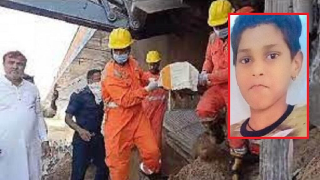 बिहार: ओवरब्रिज के पिलर और स्लैब के बीच फंसे बच्चे की मौत; 29 घंटे की मशक्कत के बाद किया गया था रेस्क्यू 1 ranjan 78