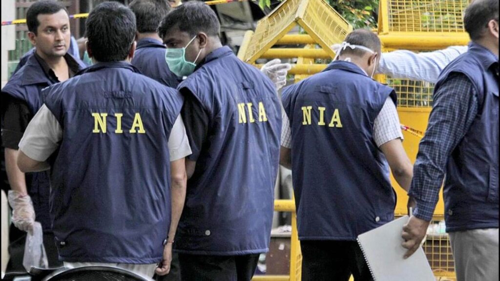 बिहार में 7 जगहों पर NIA की ताबड़तोड़ छापेमारी, नक्सलियों के ठिकानों से गोला बारूद जब्त 1 994dae02 f77d 11ec 9399 aa8babdf721f 1656494995106 01