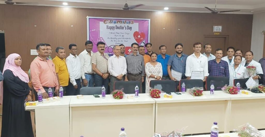 'डाक्टर्स-डे' के अवसर पर समस्तीपुर जिला प्रशासन ने 11 डॉक्टरों को किया सम्मानित 1 IMG 20230701 WA0096 01