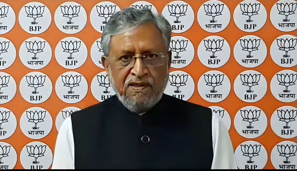 तेजस्वी यादव को अविलंब बर्खास्त करें नीतीश कुमार, CBI चार्जशीट में नाम आने के बाद सुशील मोदी ने उठाई मांग 1 Picsart 23 07 03 20 55 07 547