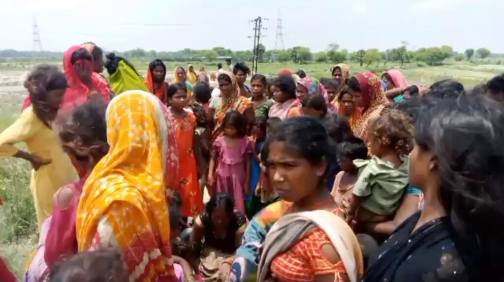 मोहिउद्दीननगर में बकरी चराने निकली किशोरी चौर के पानी में डूबी, मौ'त के बाद परिजनों में मचा कोहराम 1 Screenshot 2023 07 17 18 08 53 08 92460851df6f172a4592fca41cc2d2e6 01