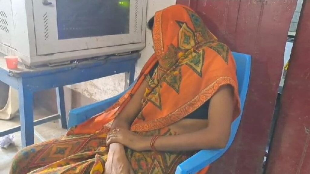 बिहार: 'हुजूर हमने मार दिया, परेशान करता था...' शादीशुदा महिला ने प्रेमी की हत्या की, फिर थाने में किया सरेंडर 1 untitled design 5 sixteen nine