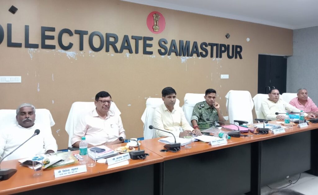 SC/ST (अत्याचार निवारण) अधिनियम के तहत गठित जिला स्तरीय सतर्कता एवं अनुश्रवण समिति की हुई बैठक 1 IMG 20230830 WA0006 01