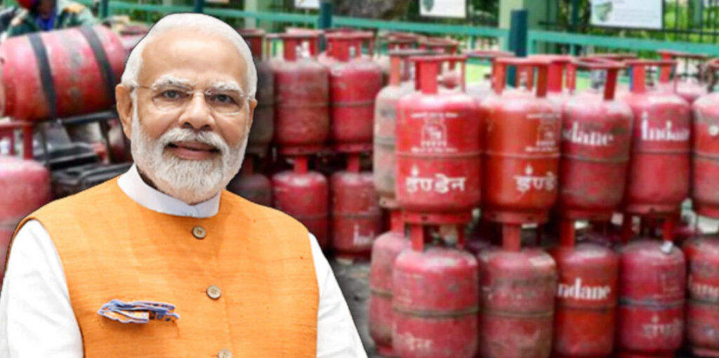 100 रुपये सस्ता हो गया LPG सिलेंडर, महिला दिवस पर मोदी सरकार का बड़ा ऐलान 1 MODI JI GAS 1140x568 1