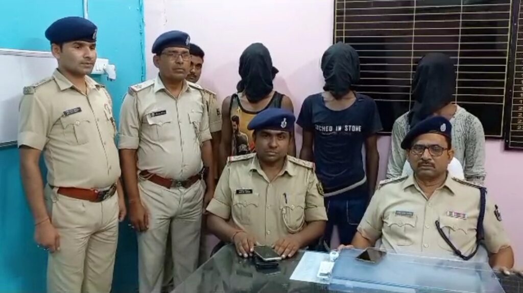 समस्तीपुर में चोरी की बाइक के साथ तीन बदमाश चढ़े पुलिस के हत्थे, सदर DSP ने दी जानकारी 1 Screenshot 2023 08 01 17 02 24 66 92460851df6f172a4592fca41cc2d2e6 01