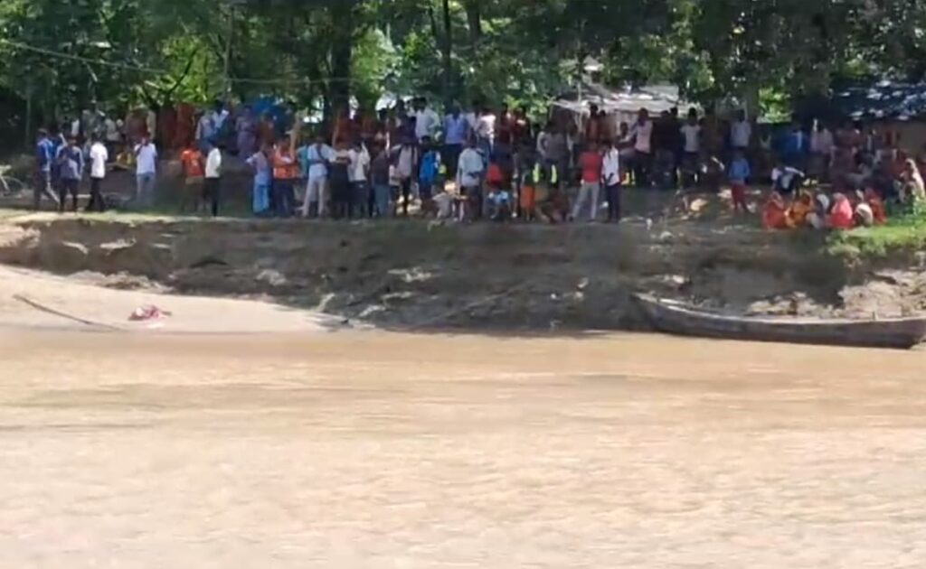 0dcs5in8 bihar boat accident 625x300 14 September 23