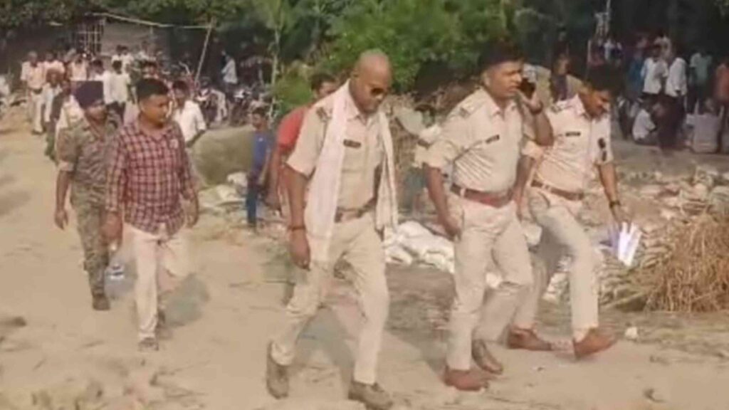 समस्तीपुर : दाह संस्कार में शामिल होने गये तीन युवक गंगा नदी में डूबे, अब तक तीनों का कोई सुराग नहीं... 1 Picsart 23 09 18 18 07 30 973